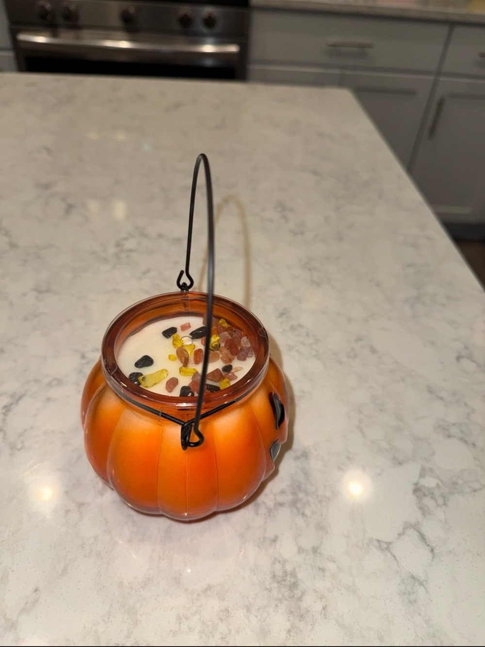 New Halloween Pumpkin Candle Jar with Crystals - Picture 5 of 6